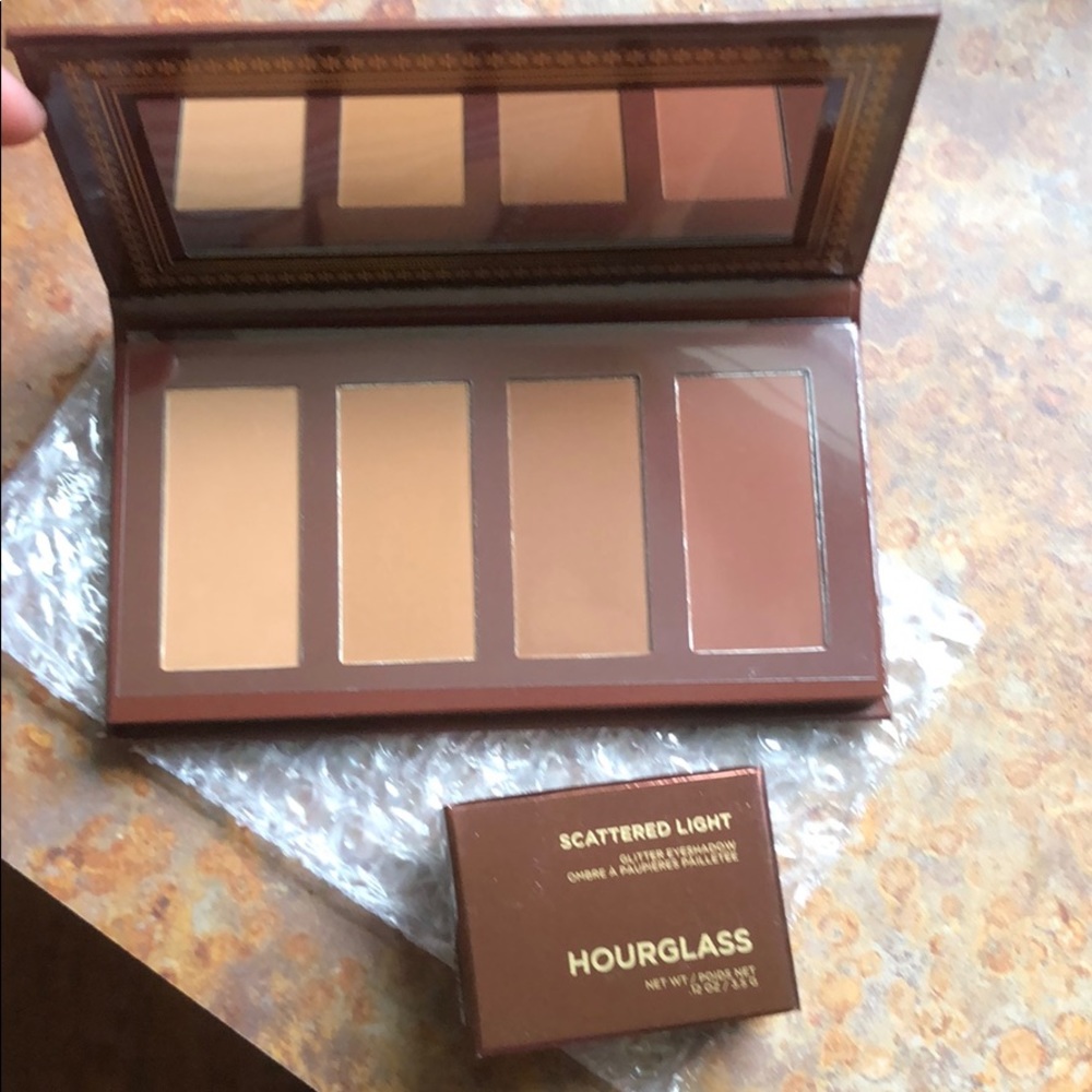 Bronzer palette and glitter eyeshadow